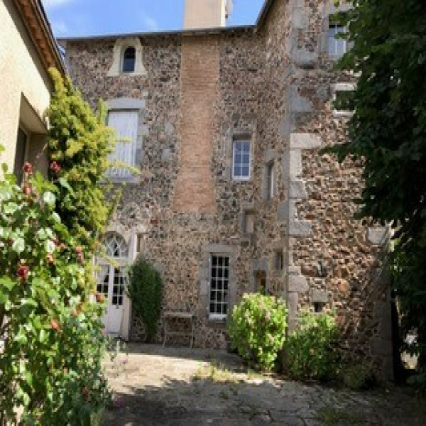 Offres de vente Maison Argenton-les-Vallées 79150